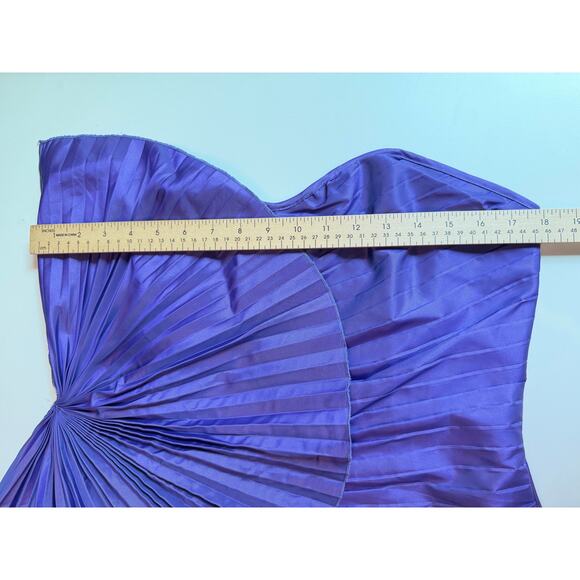 Vintage 2010s ASOS Strapless Mini Dress Size 10 Purple Glam Sculptural Club Wear - Picture 9 of 11